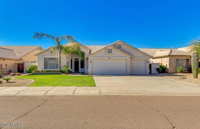 2460 N 132ND Avenue photos photos