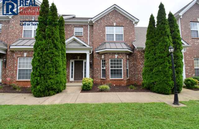 Large 2bd 2.5ba townhome in Murfreesboro! 2 car carport, washer/dryer included! ALL UTILITIES INCLUDED! photos photos