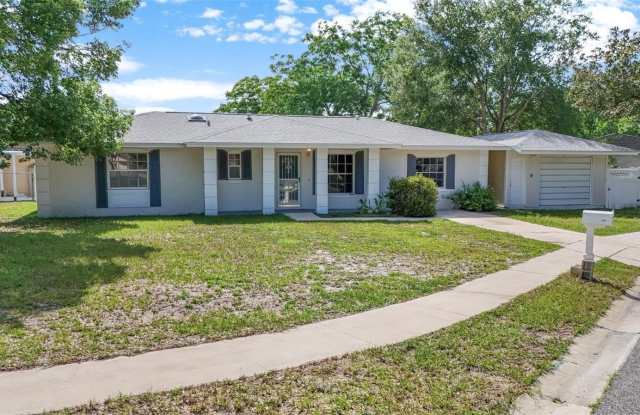 142 BAYBERRY Court Gallery 1