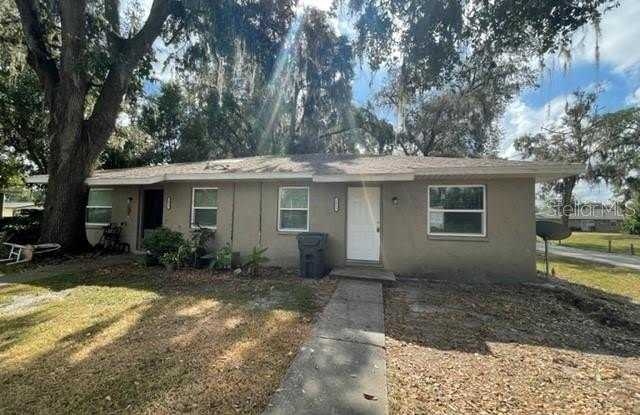 2415 IDLEWILD STREET photos photos