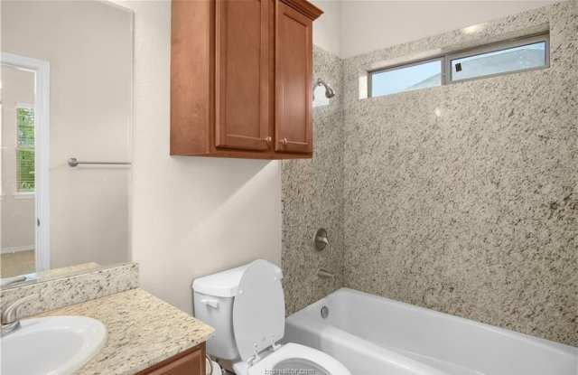 305 Sterling Street unit: A Gallery 2