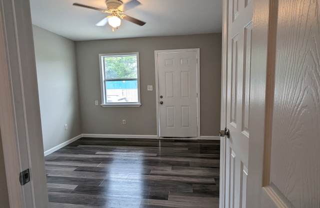 701 Eiseman Ave - 701 Eiseman Avenue, Marrero, LA 70072