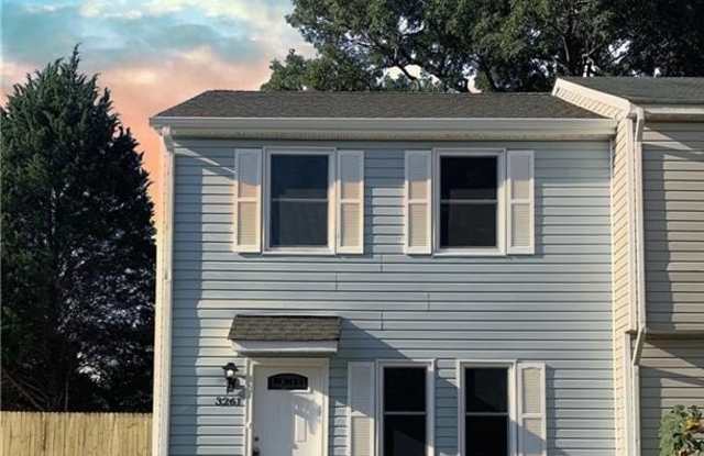 3261 Yellow Pine Crescent Gallery 1