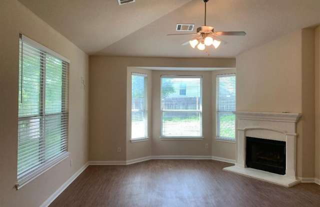 19308 Gale Meadow Gallery 3