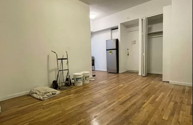 1469 Lexington Ave - 1469 Lexington Avenue, New York City, NY 10128