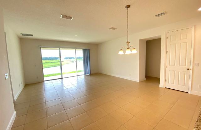 4956 Blanche Court Gallery 2