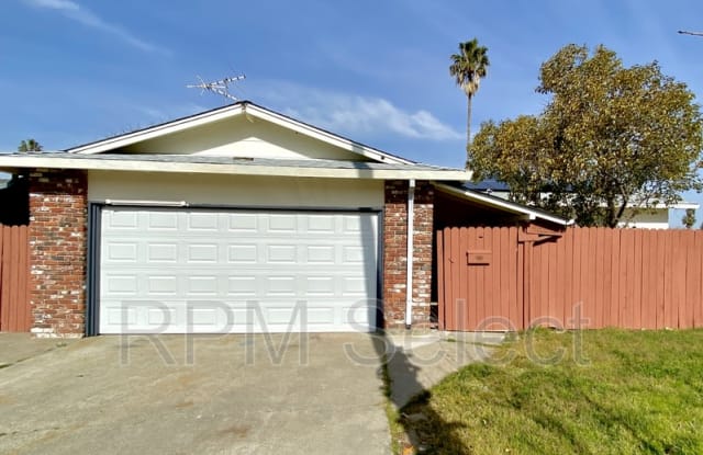 1800 Hastings Ct - 1800 Hastings Court, Roseville, CA 95661 1800 Hastings Ct - 1800 Hastings Court, Roseville, CA 95661