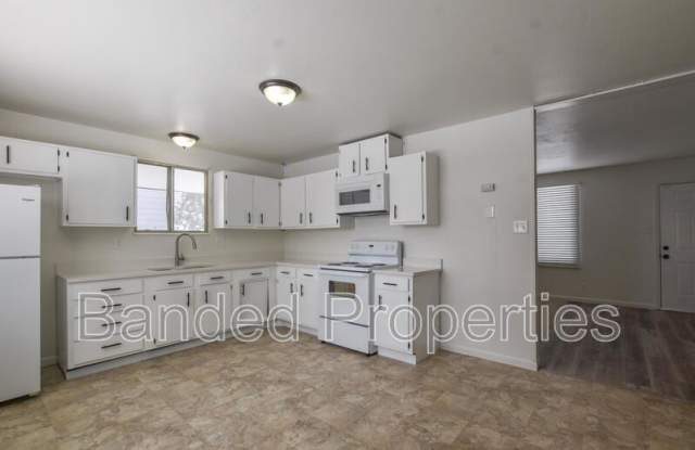 470 N 200 W photos photos