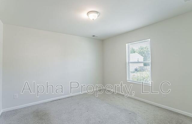 304 Long Grove Ln Gallery 4