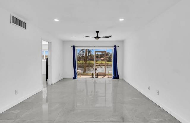 2451 SW 82nd Avenue Gallery 2