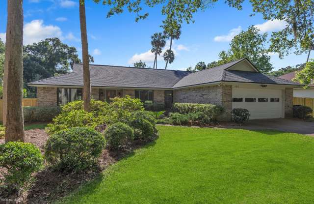 2015 SELVA MADERA CT - 2015 Selva Madiera Court, Atlantic Beach, FL 32233