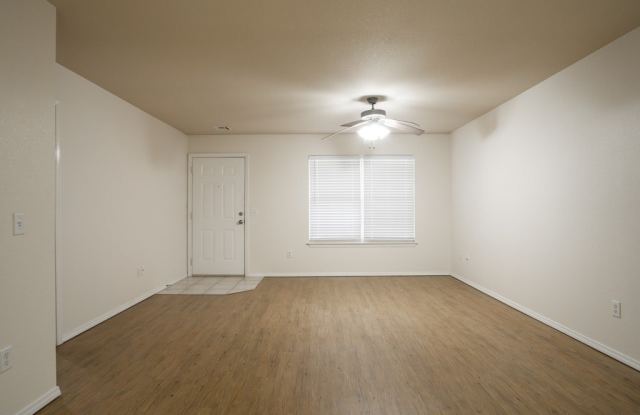 1102 NW Lincoln Court Gallery 3