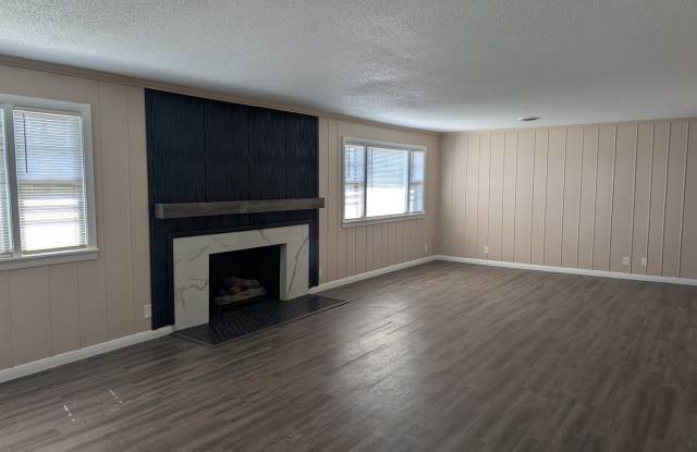 1710 West Windsor Road photos photos
