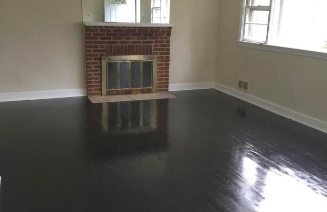 14044 BERRYVILLE ROAD Gallery 3