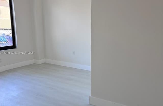 433 SW 6th St photos photos