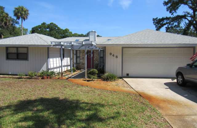 945 Bramble Bush Cir W photos photos