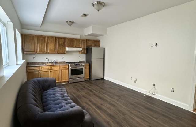 183 Brighton Street unit: 1 - 183 Brighton Street, Staten Island, NY 10307