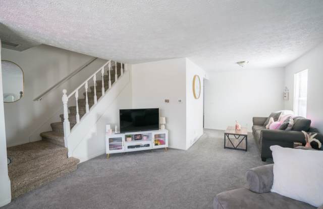 923 Burcham Drive - 923 Gallery 2