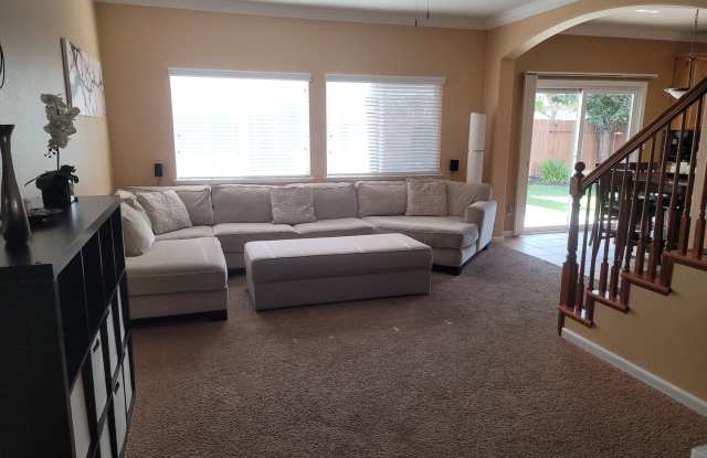 AVAILABLE NOW In Roseville! Gallery 4