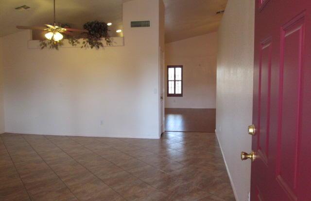 12411 N 39TH Drive Gallery 2