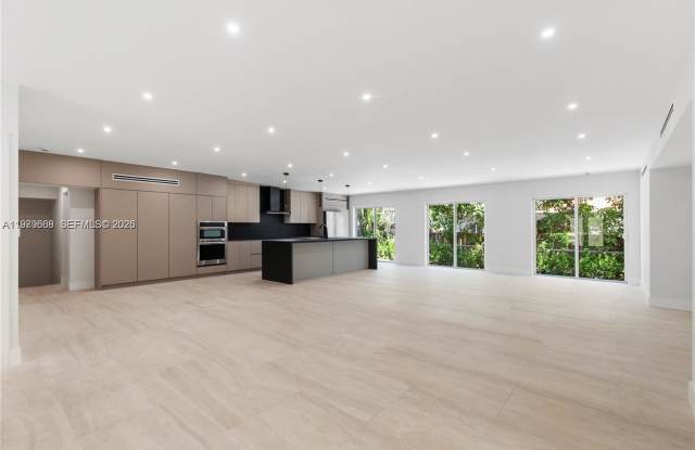 2251 Sw 20th St photos photos 2251 Sw 20th St photos photos