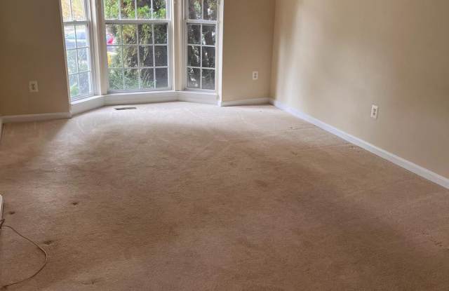 122 EASTRIDGE CIRCLE Gallery 4