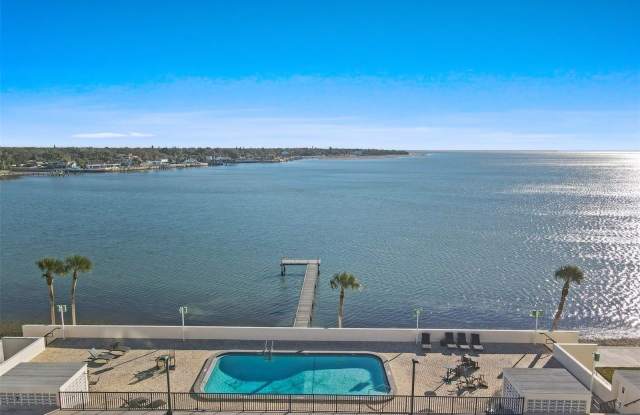 7100 SUNSHINE SKYWAY Lane S Gallery 3
