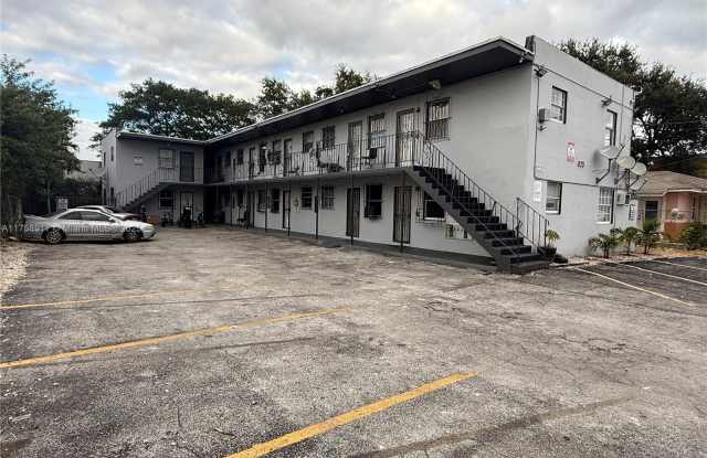825 NW 70th St - 825 Northwest 70th Street, Miami, FL 33150