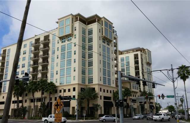1238 E KENNEDY BOULEVARD Gallery 2