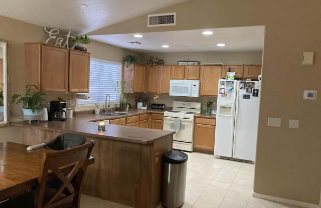13407 W Port Au Prince Lane Gallery 2