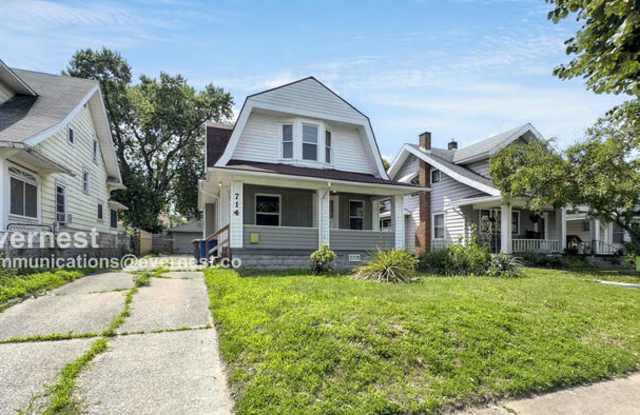 714 Hampton Avenue photos photos