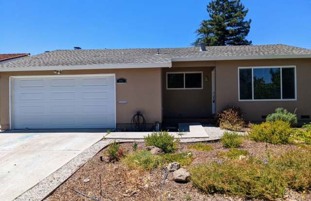 Remodeled 4 Bed 2 Bath Sunnyvale Home - Spacious Floorplan! photos photos