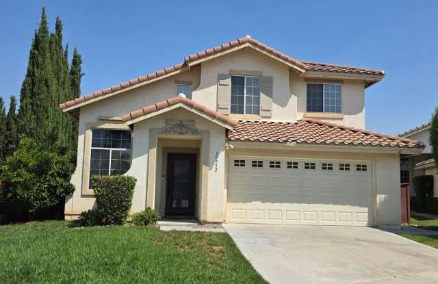 Lovely Home in Desirable Golf Course Community! - 30952 Eagle Court, Temecula, CA 92591