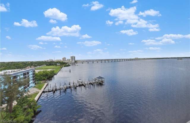 2743 1st Street unit: 803 photos photos