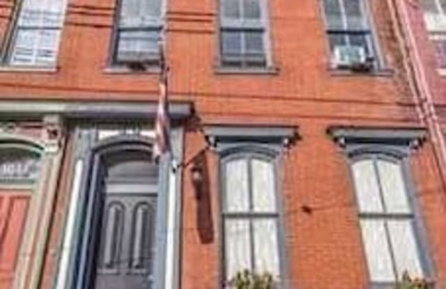 1015 Galveston Ave - 1015 Galveston Avenue, Pittsburgh, PA 15233