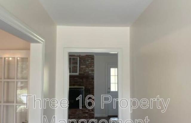 4207 Fairfield Cir Gallery 2