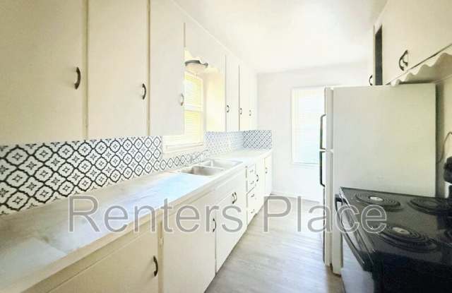 4324 North Iroquois Avenue photos photos 4324 North Iroquois Avenue photos photos