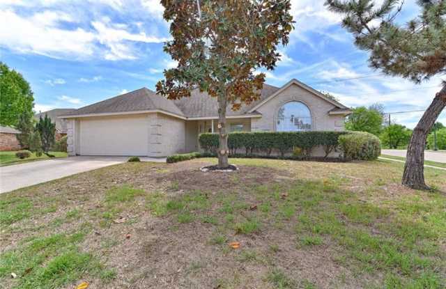 Great house in Midlothian! - 502 Wild Springs Drive, Midlothian, TX 76065