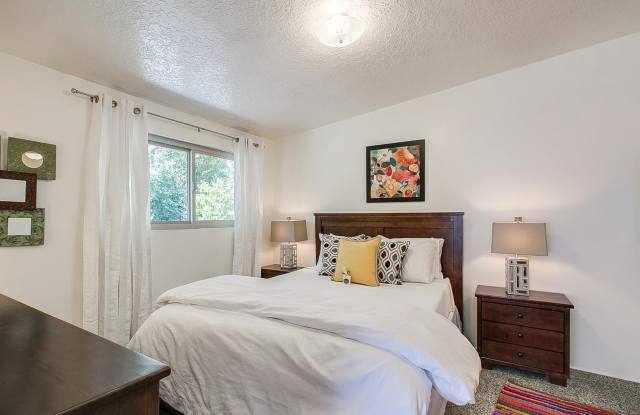 1505 West Resseguie Street - 1 Gallery 4