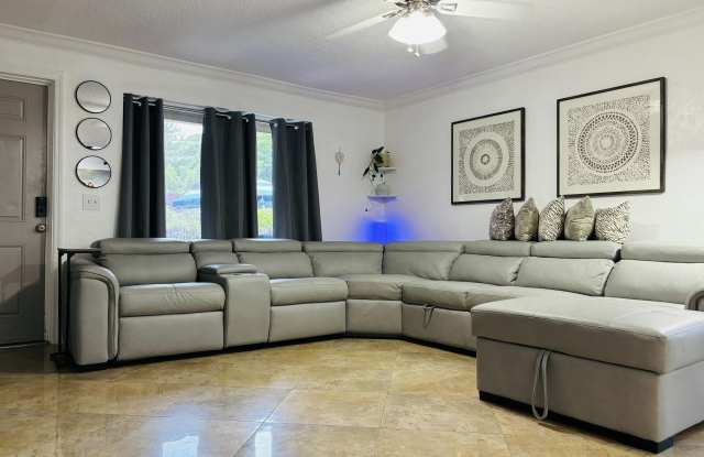 3101 FLORIDA Boulevard photos photos