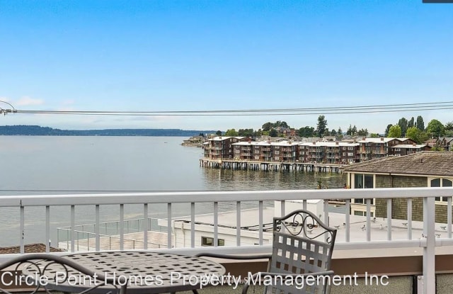 4004 Beach Drive SW #201 - 4004 Beach Drive Southwest, Seattle, WA 98116