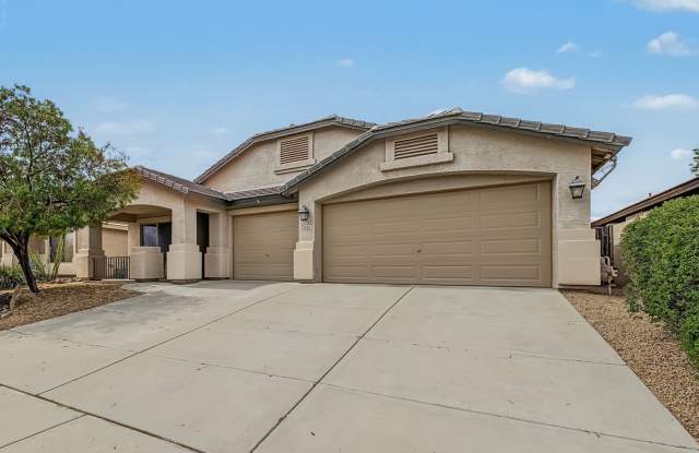 4 Bedroom Home with Solar! Private Pool and Landscaping Included! Gallery 3