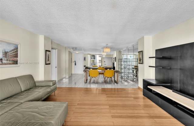 1865 S Ocean Dr photos photos