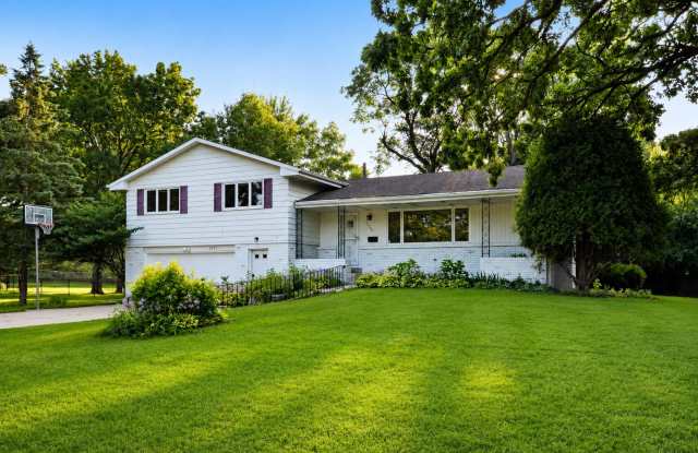 Spacious 5-Bed 3-Bath Home in Edina - Available Now! photos photos Spacious 5-Bed 3-Bath Home in Edina - Available Now! photos photos