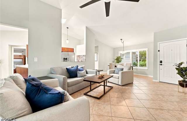 18918 Cypress View Drive Gallery 3