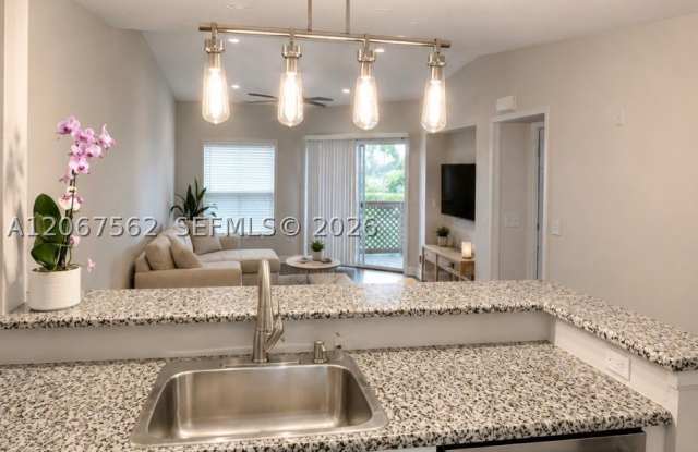4847 Via Palm Lks Gallery 3