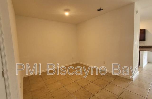 3401 SE 1st Ct Gallery 3