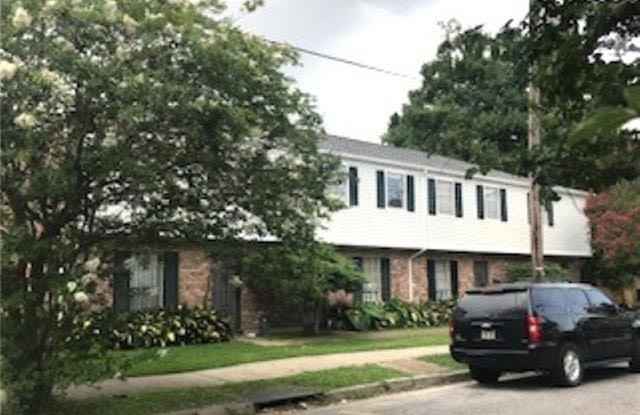 7200 OAK Street photos photos