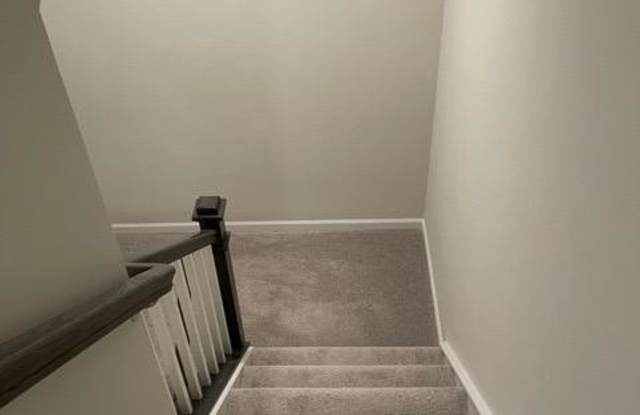 45159 ADMIRAL DRIVE Gallery 4