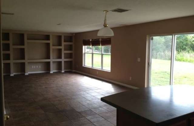 15226 GALBI DRIVE Gallery 2